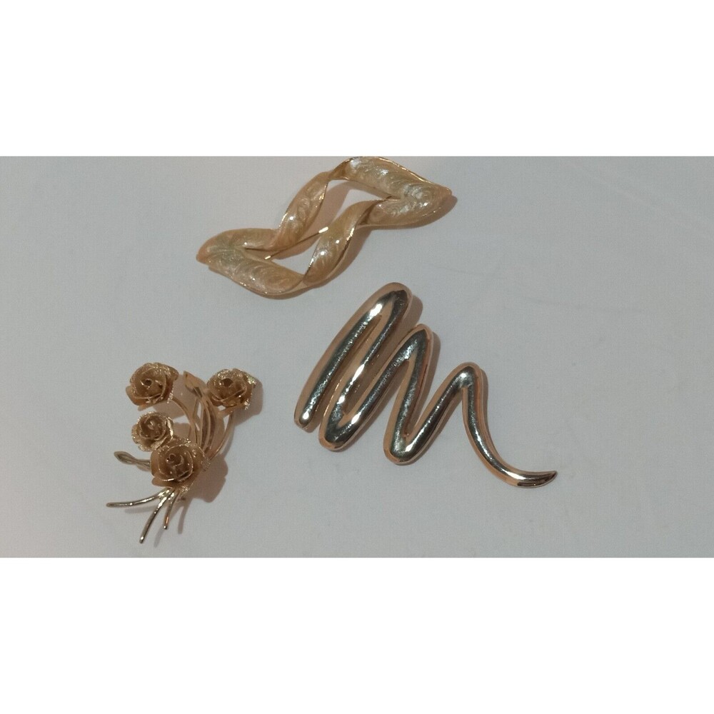 Vintage Estate Unsigned Goldtone Brooch Lot of 3